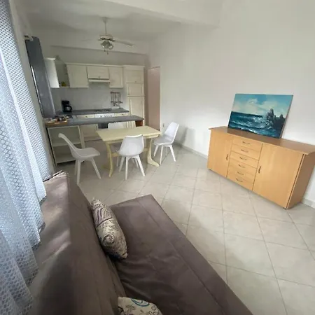 Alexandros Apartment