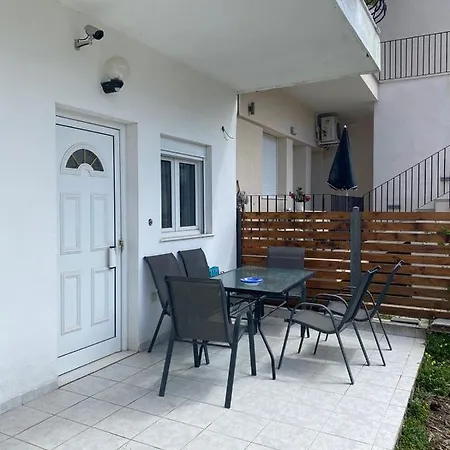 Alexandros Apartment Pefkochori