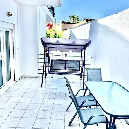 Alexandros Apartment *